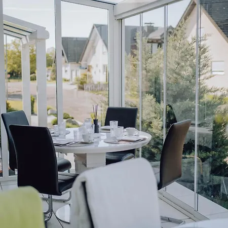 בית הארחה Sterntaler ריינהאוזן